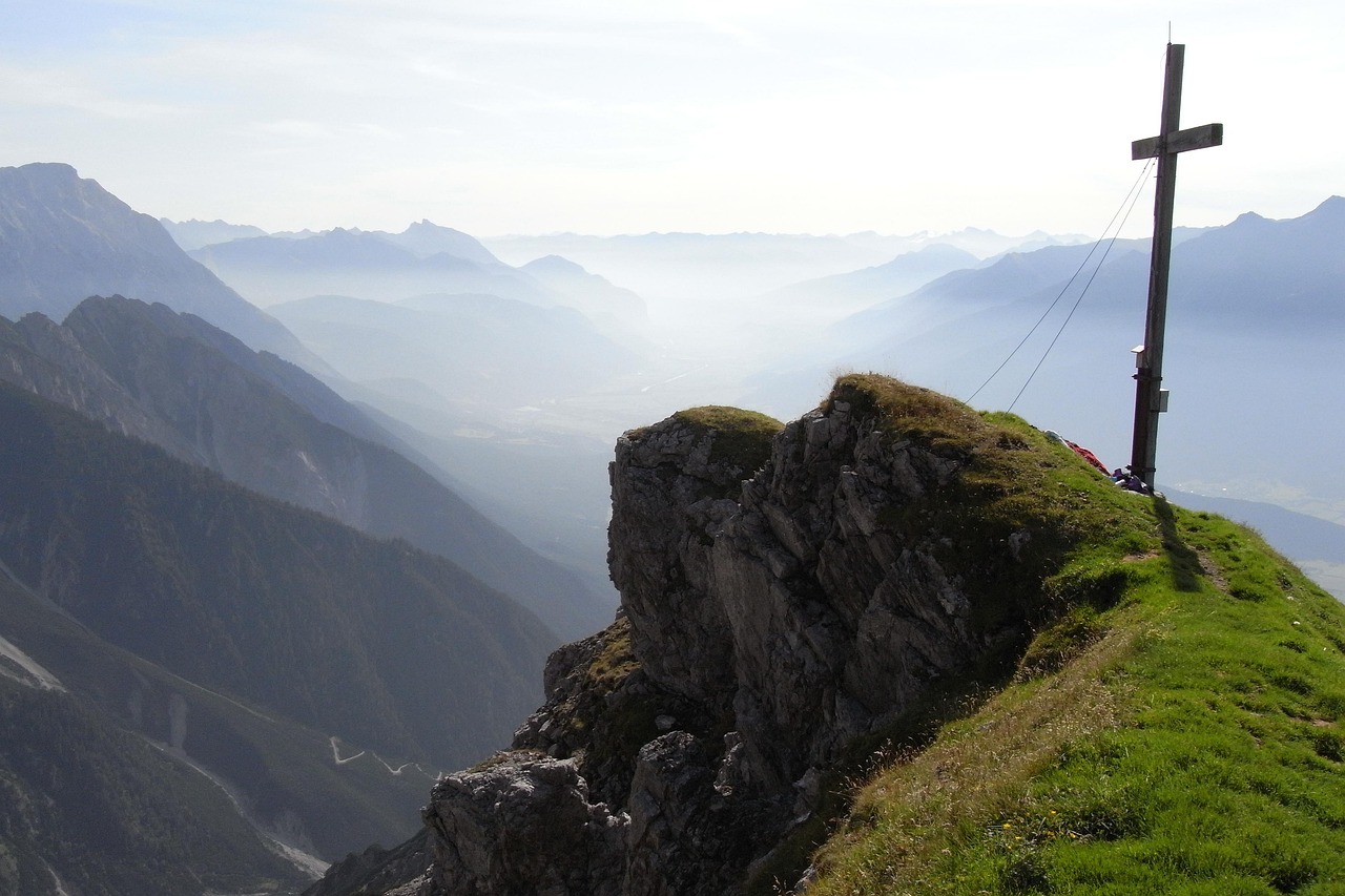 定制实名认证账号：衢州注册代理公司