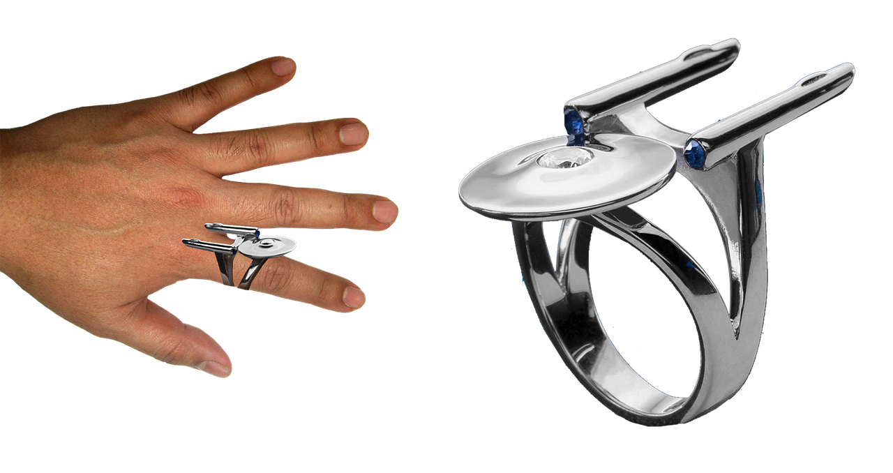 老人卡实名账号：实名认证与网络公益的关系