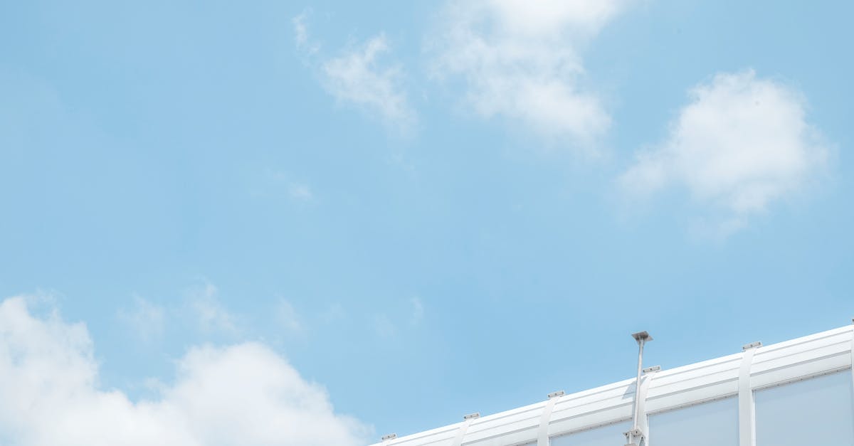 港免税白金万宝路：易通电话详情下载教程官网app