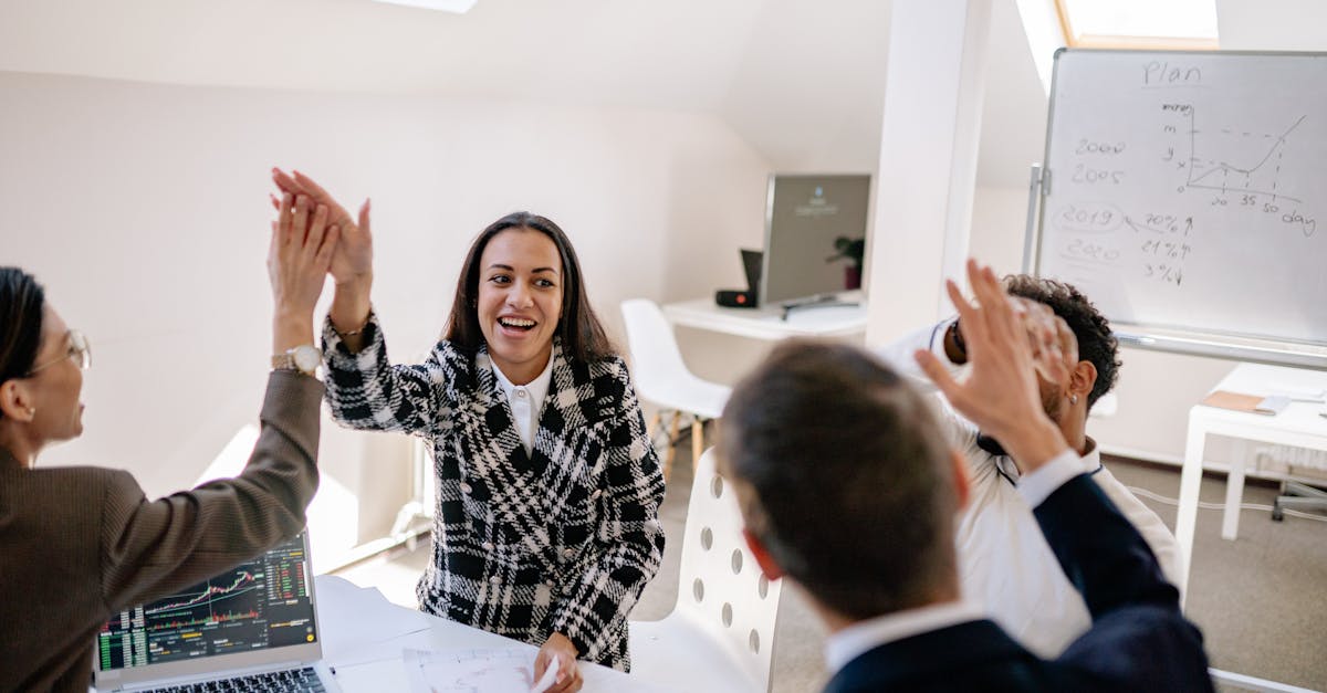 出售微信号码：实名制账号：保护电子支付渠道安全