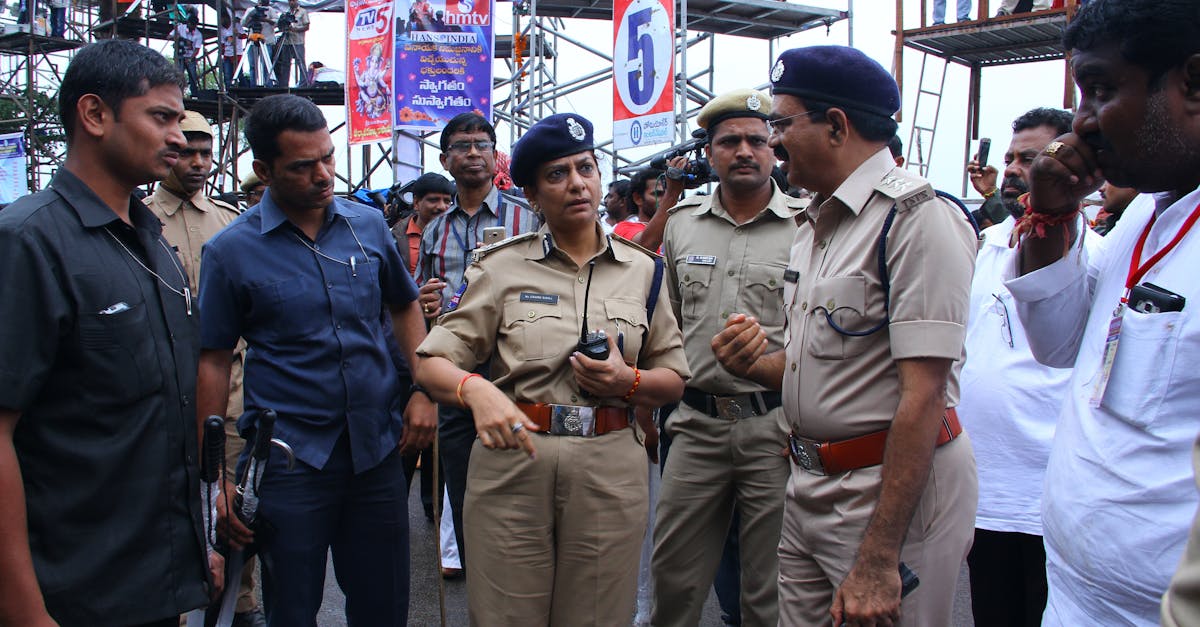 吸烟对牙齿的影响，造成口臭现象的原因。